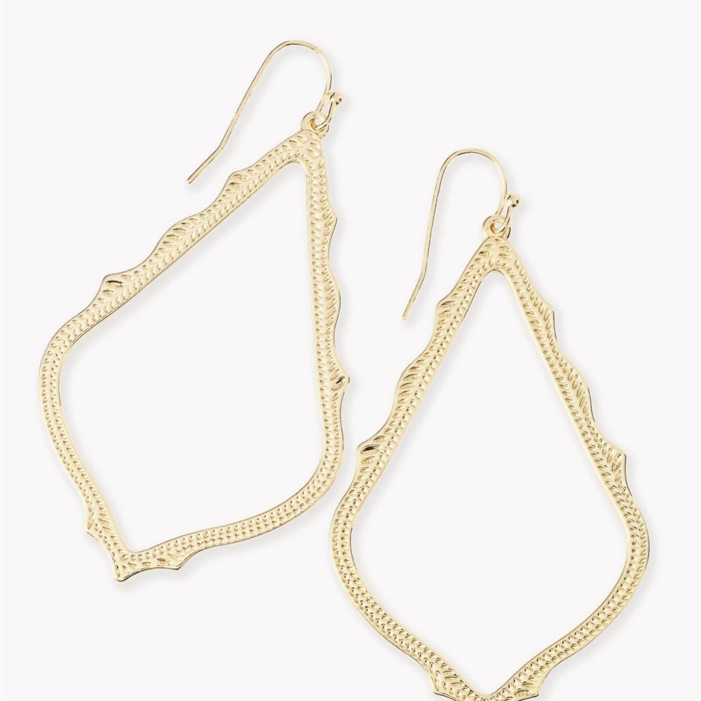 Kendra Scott Sophee Drop Earrings in Gold